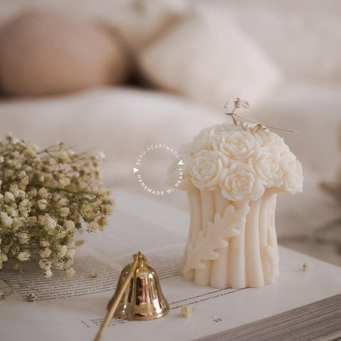L Rose Bouquet | Home decor | Gift | Candle | Handmade soy candle | Natural | Home
